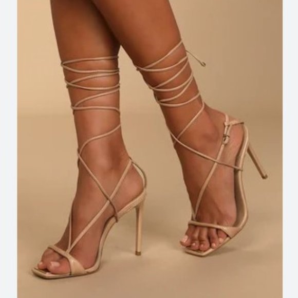 SCHUTZ Strappy Vikki Sandal Cream 8.5B - Picture 1 of 12